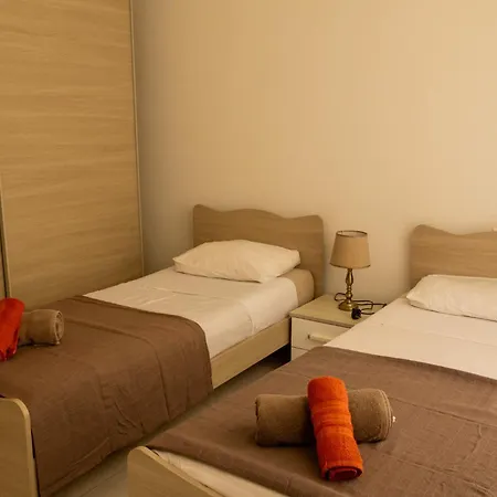 Апартаменты Sunset And Seaview No 4 Меллиеха