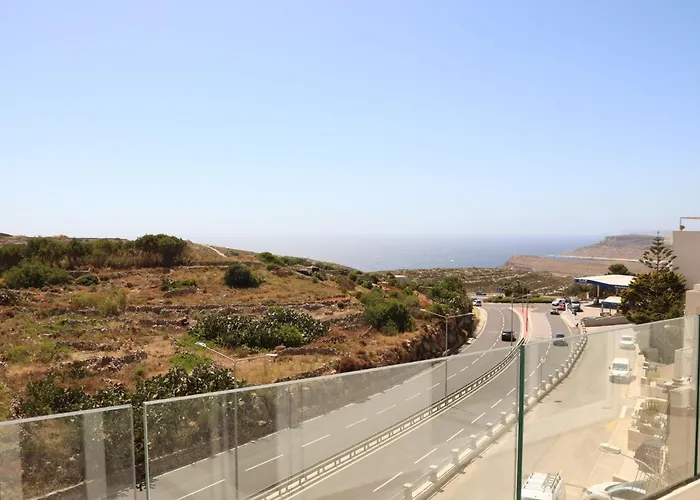 Sunset And Seaview No 4 * 멜리에하